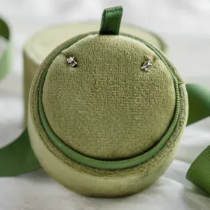 Zlaté minimalistické náušnice s diamanty salt and pepper STELLIE Thumbnail