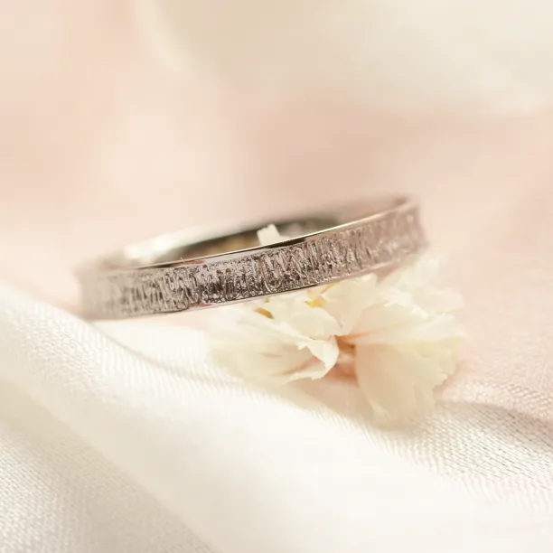 Originální snubní prsteny s netradičním povrchem ALBERO Image