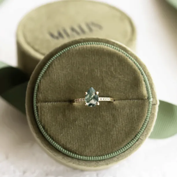Mossagate engagement ring with diamonds MARTINA Image