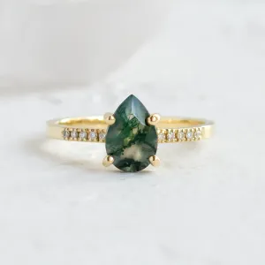 Mossagate engagement ring with diamonds MARTINA