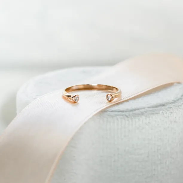 Minimalist open ring with diamonds EMMA Image