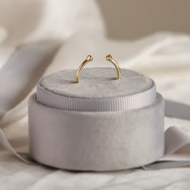 Minimalist open ring with diamonds EMMA Image