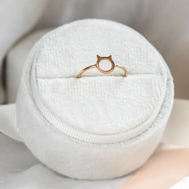 Gold cat head ring KITTY Image