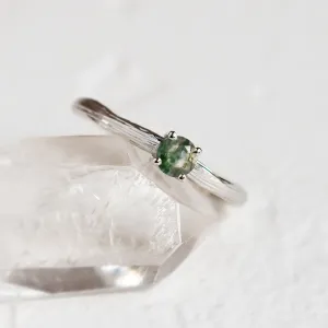 Gold ring in tree bark shape with moss agate MOSSI Thumbnail