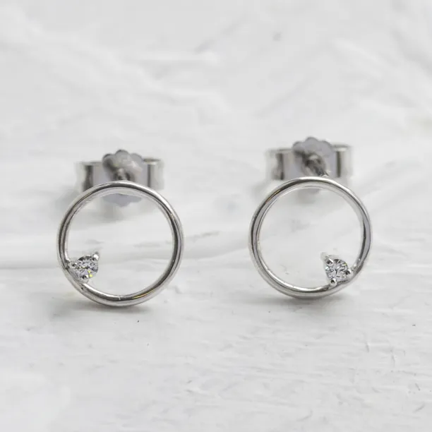 Zlaté karma náušnice s diamanty GARURASANA Image