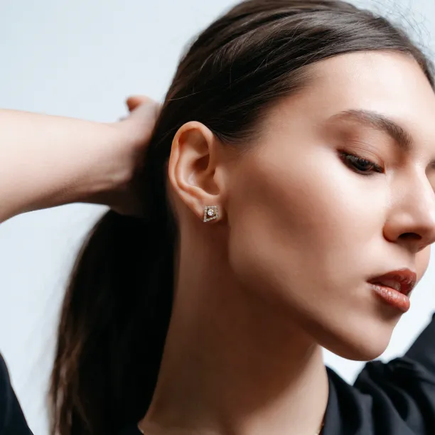 Lab-grown diamantové náušnice s vyměnitelným centrálním drahokamem JAY Image