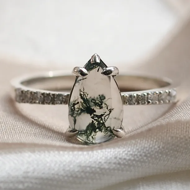 Gold ring with pear moss agate and diamonds EALGA Image