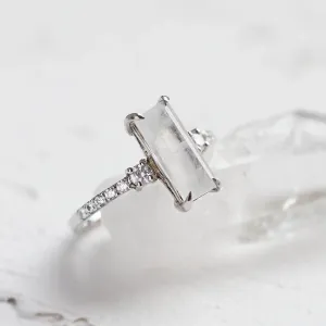 Zlatý prsten s baguette měsíčním kamenem a diamanty TIGE Thumbnail