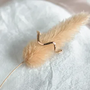 Zlatý minimalistický prsten ve tvaru hor ALPINE Thumbnail