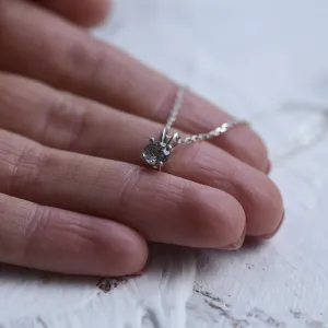 Simple natural rutilated quartz pendant KAYLEIGH Thumbnail