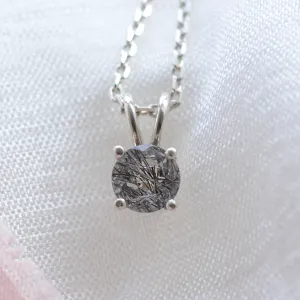 Simple natural rutilated quartz pendant KAYLEIGH