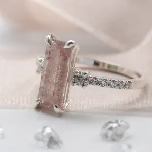 Gold ring with strawberry quartz and diamonds SWEETIE Thumbnail