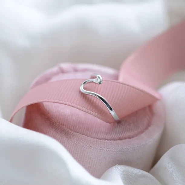 Minimalist gold wave ring WAVE Image