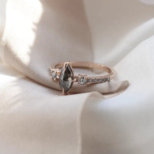 Vintage gold ring with marquise salt and pepper diamonds ROISIN Image