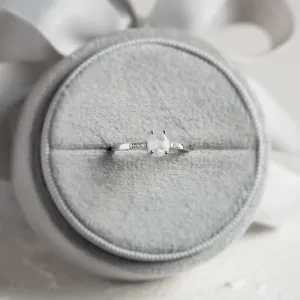 Zlatý prsten s měsíčním kamenem a diamanty ROXANE Thumbnail