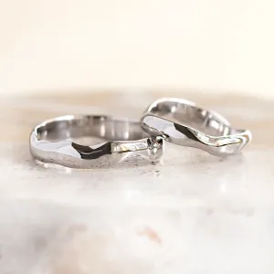 Irregular atypical wedding rings made of gold LUANA Thumbnail