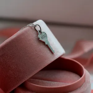 Silver key pendant HANU Thumbnail