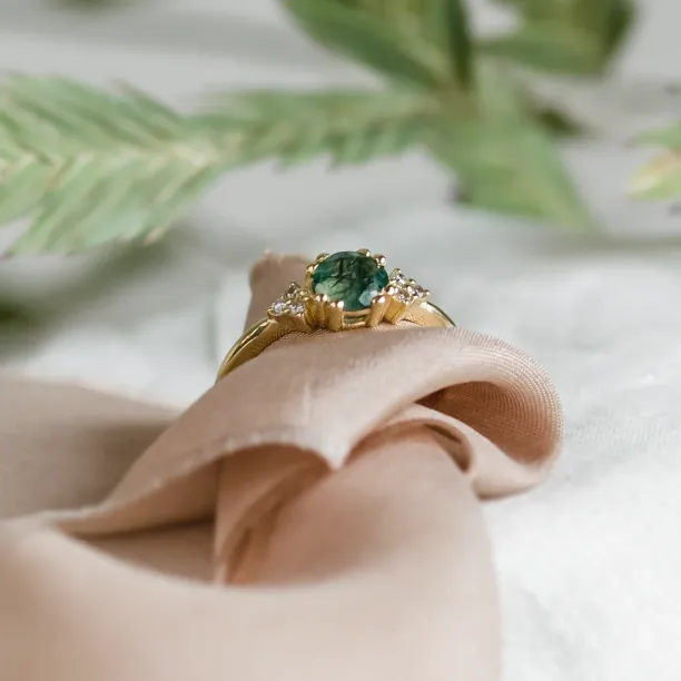 Noble gold ring with moss agate and diamonds MONNY Image