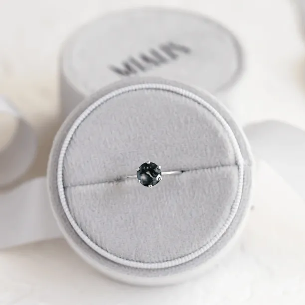 Moss agate gold ring OLLY Image