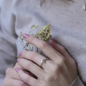 Gold ring with moss agate AMY