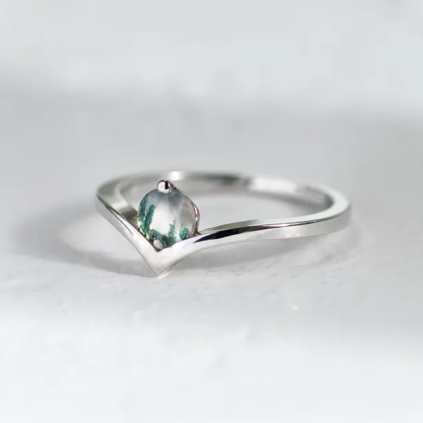 Gold ring with moss agate AMY Image