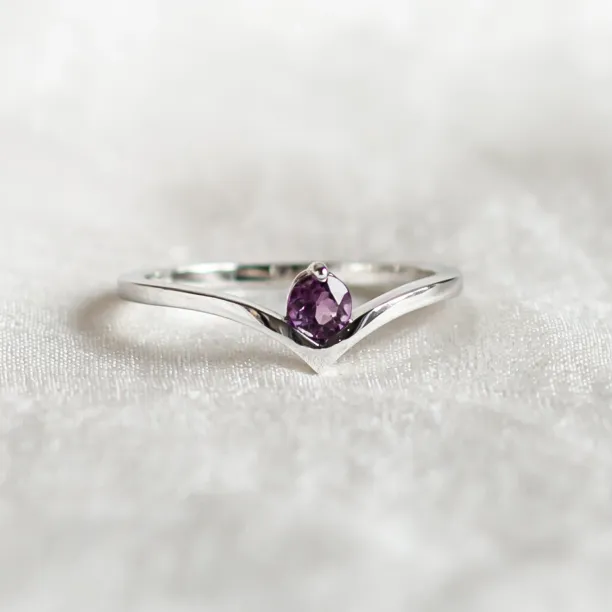 Gold amethyst ring AMY Image