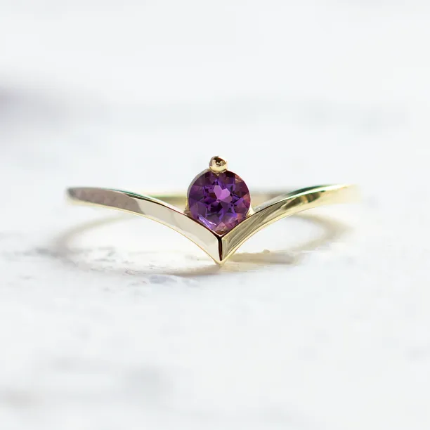 Gold amethyst ring AMY Image