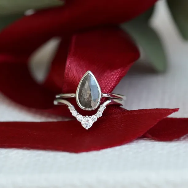 Vykrojený prsten s diamanty HARIS Image