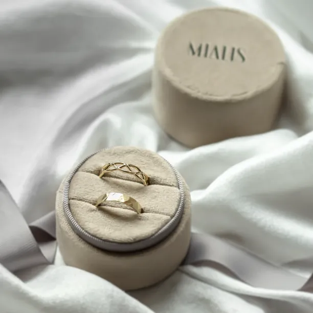 Propletené snubní prsteny ze zlata JAZ Image