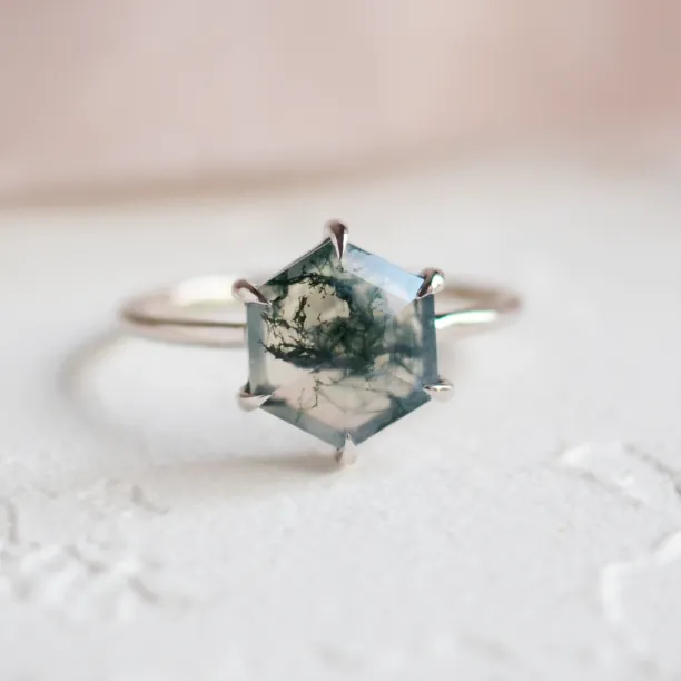 Gold ring with moss agate ELIONOR Image