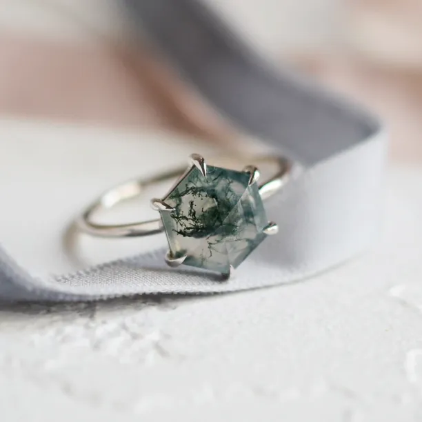 Gold ring with moss agate ELIONOR Image