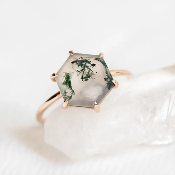 Gold ring with moss agate ELIONOR Image