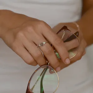 Gold ring with quartz and diamonds MONNY Thumbnail