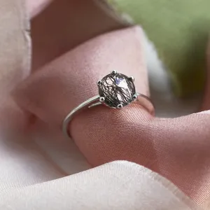 Rutile quartz gold ring OLLY