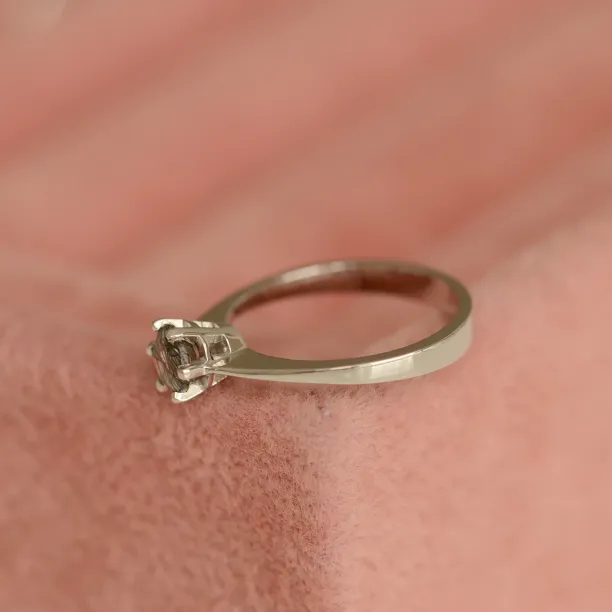 Gold ring with rutile quartz FLORA Image