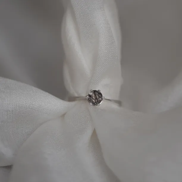Gold ring with rutile quartz FLORA Image
