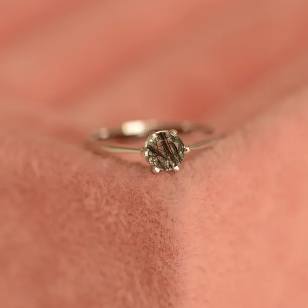 Gold ring with rutile quartz FLORA Image