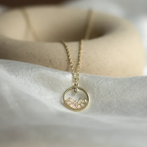 Zlatý přívěsek s diamantem EVEREST Image