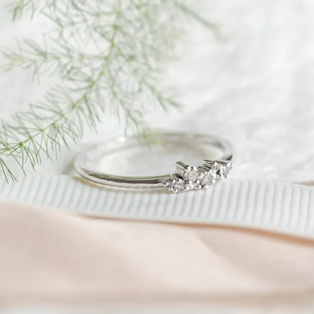 Zlatý minimalistický prstýnek s diamanty salt and pepper CLUSTER Image