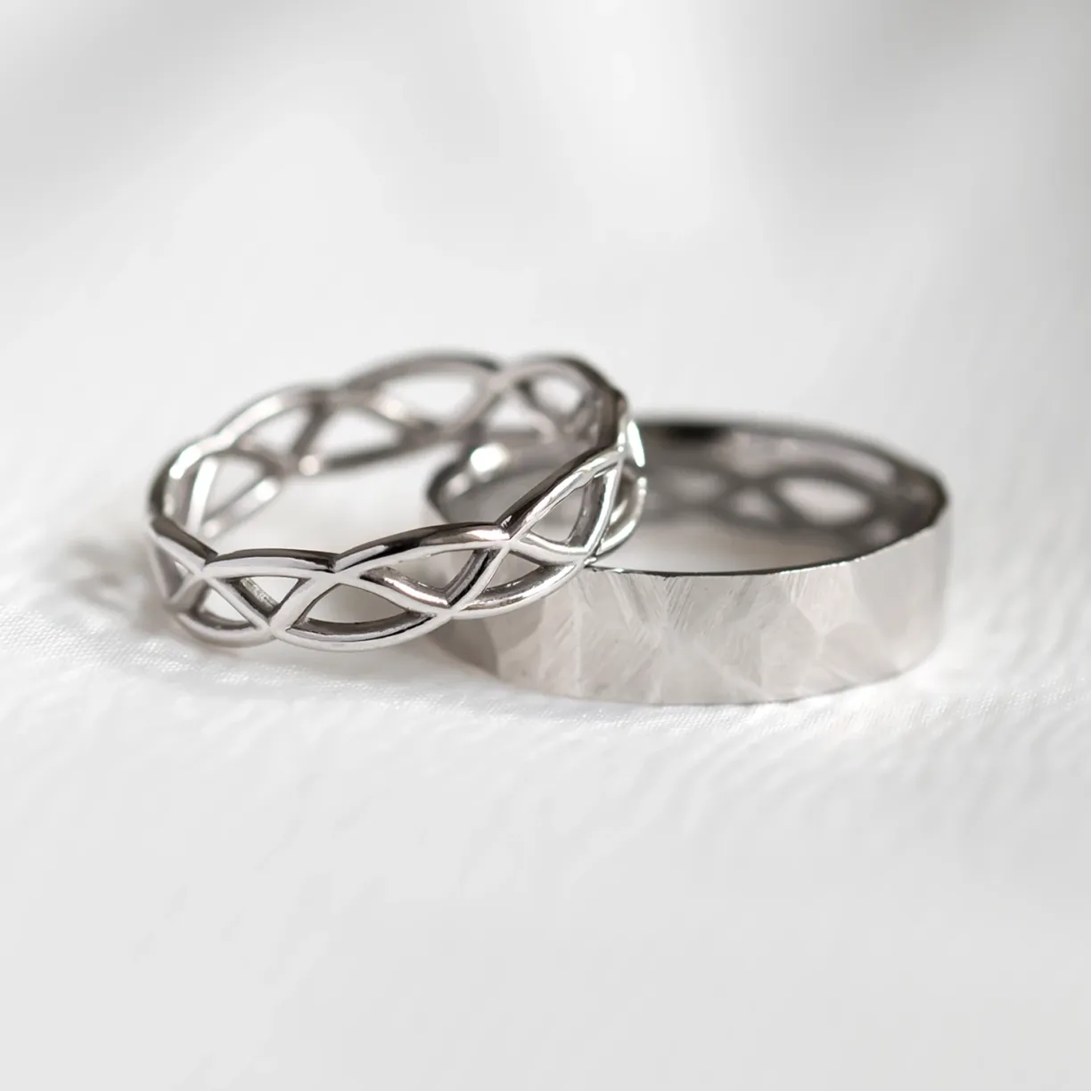unusual_wedding_bands