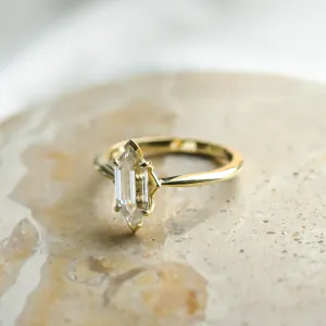 Zásnubní prsten s moissanitem ve tvaru hexagonu CATELYN Thumbnail