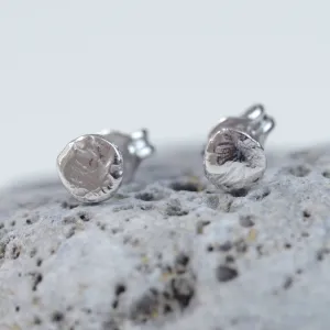 Original minimalist earrings made of gold RIMINI