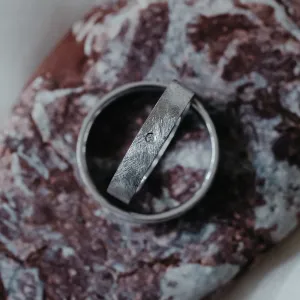 Snubní prsteny ze zlata s matným povrchem a diamantem TOFA Thumbnail