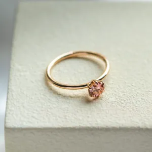 Minimalistický zásnubní prsten s růžovým lab grown diamantem ROSE Thumbnail