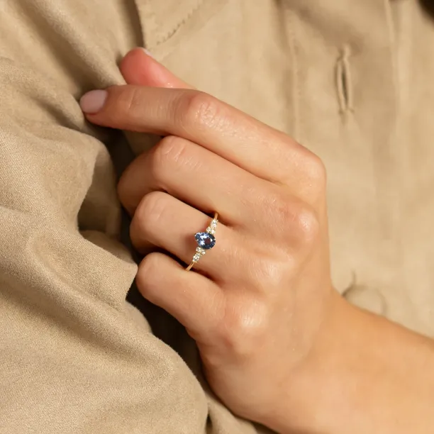 Blue sapphire and diamond engagement ring EVELYN Image
