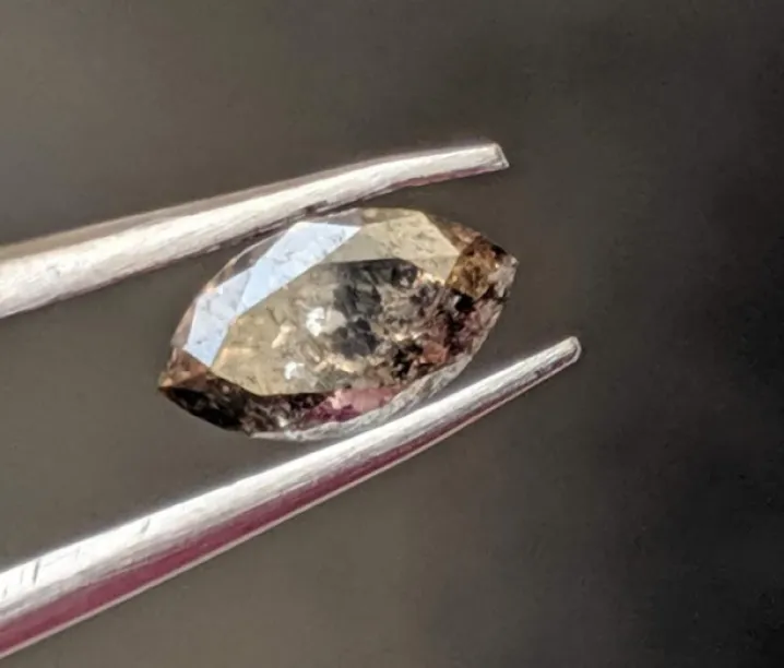 SABI gold ring with salt and pepper diamond 0.2ct Image