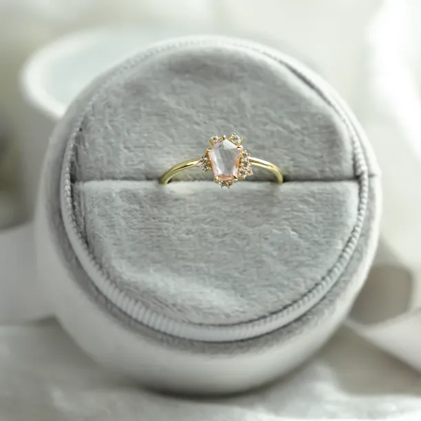 Light pink sapphire engagement ring MEREDITH Image