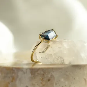 Teal sapphire engagement ring MAGNIFICA Thumbnail