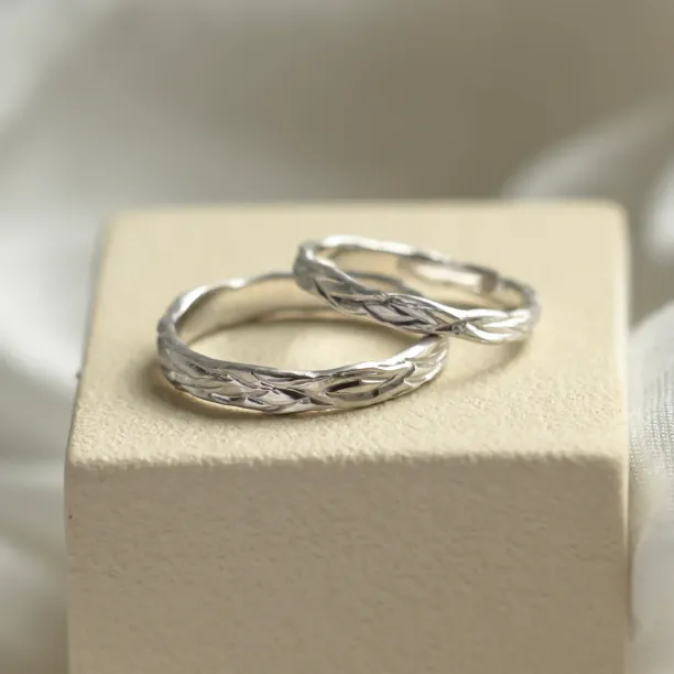 Unique textured wedding rings KIRSTEN Image