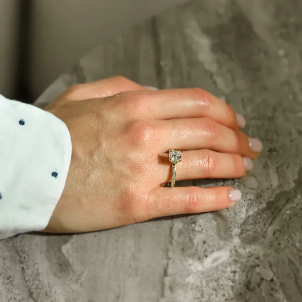 Luxury lab grown diamond engagement ring ARABELLA Image